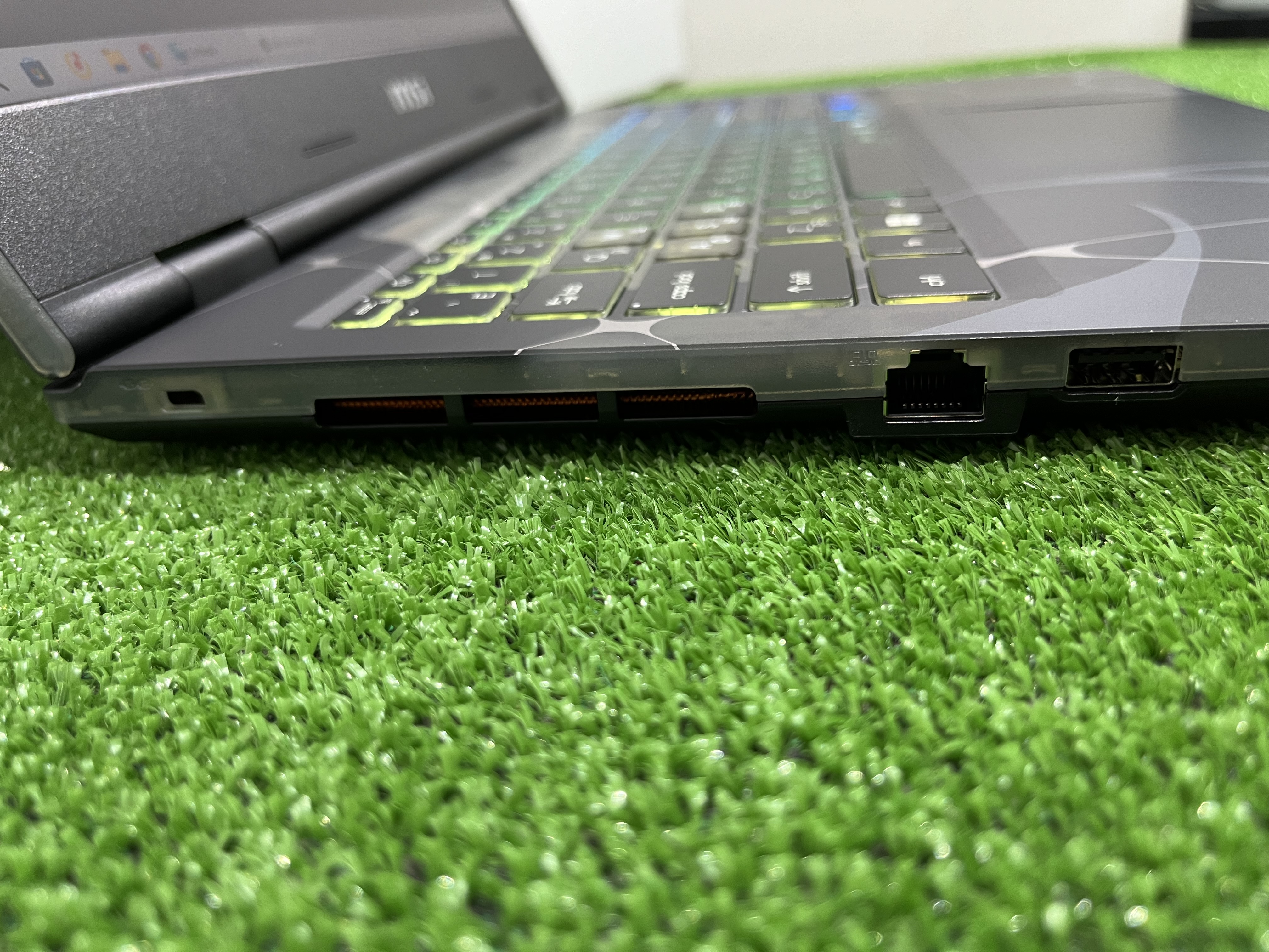 NOT-MSI-228 (6)